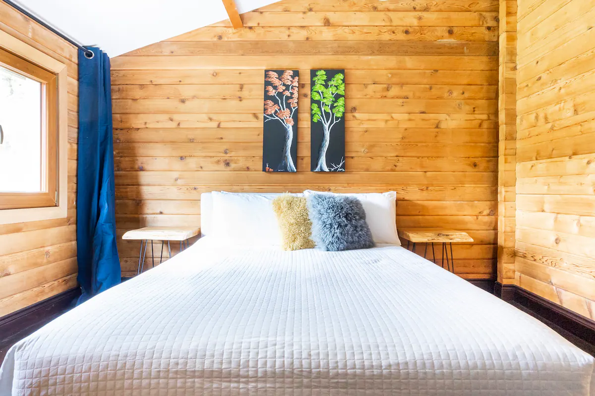 The Essential Piece: Designing the Perfect Minimalist Wooden Bedside